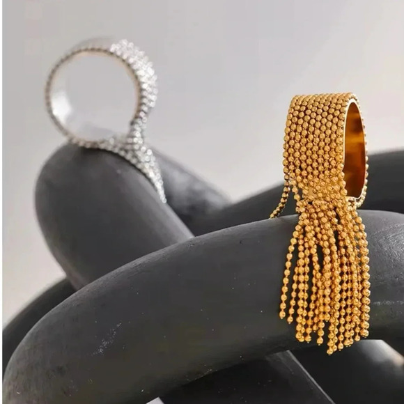 Anthropologie Tassel Stainless Steel Waterproof Resizable Ring - Picture 8 of 17